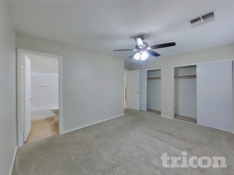 Building Photo - 1491 E Stirrup Ln