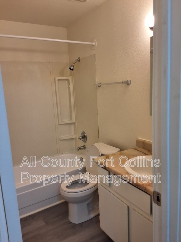 Building Photo - 1716 Erin Ct
