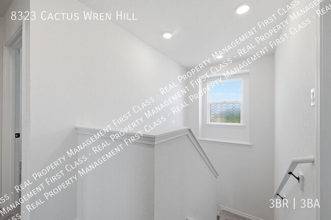 Building Photo - 8323 Cactus Wren Hl
