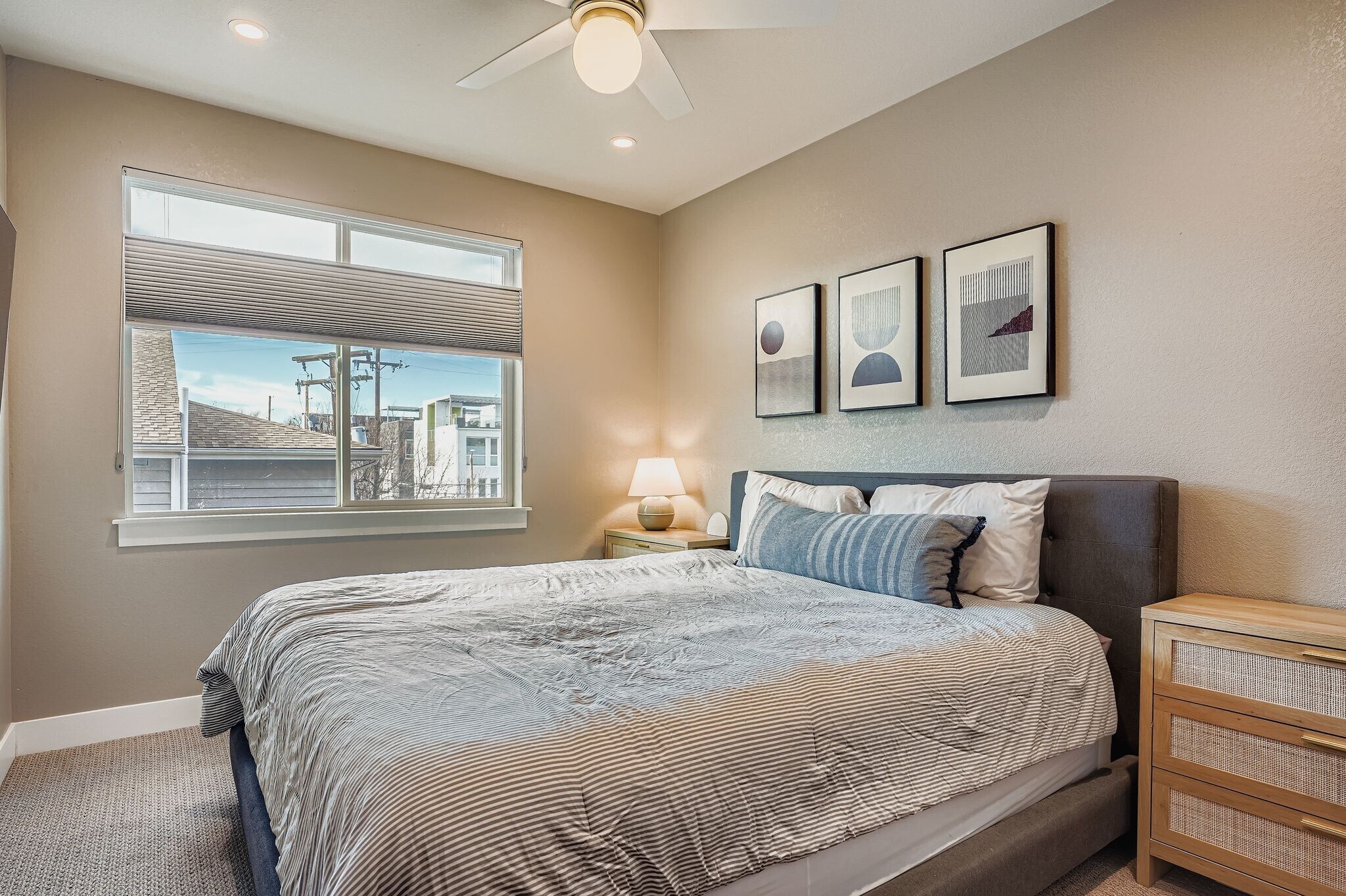 Building Photo - 2739 W 24th Ave