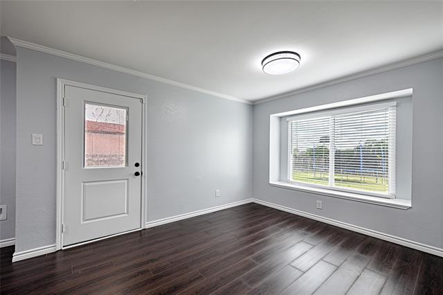 Building Photo - 6703 Meadowcrest Dr