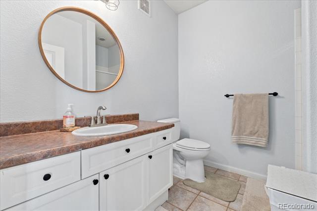 Building Photo - 8427 S Hoyt Way