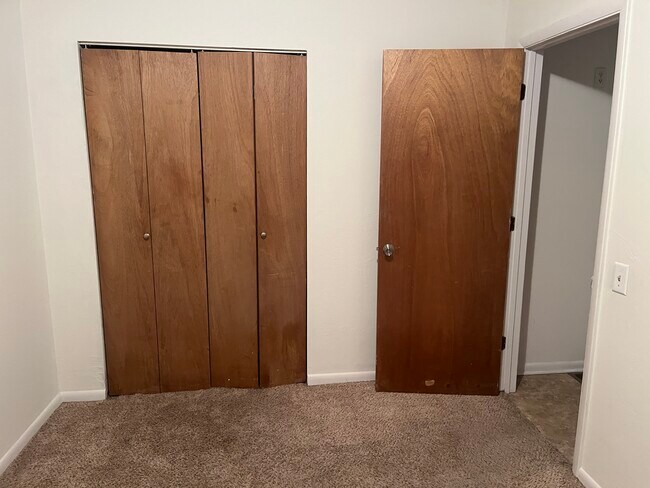 Back bedroom - 1013 Arizona Ave