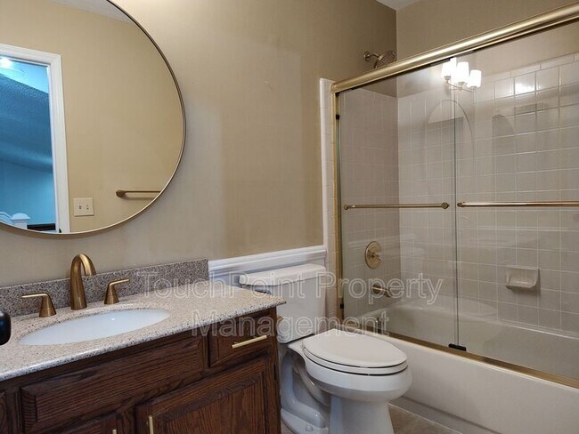 Building Photo - 7235 Kinsmore Ln