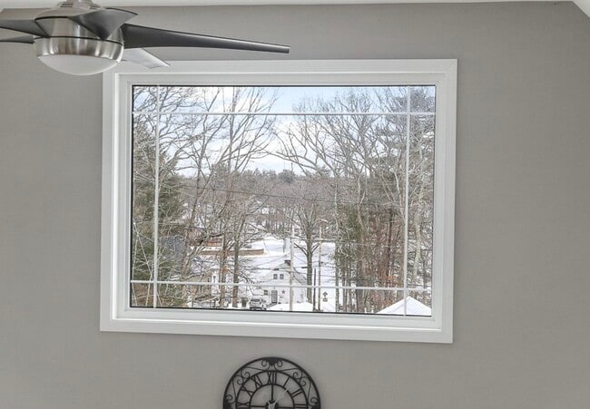 Building Photo - 9 Gulliver Ave