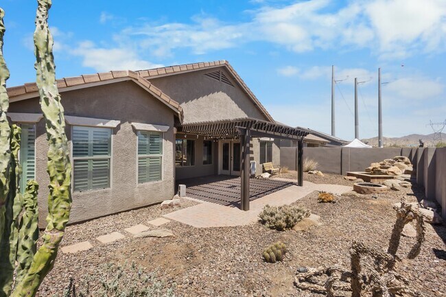 Building Photo - Buckeye Home