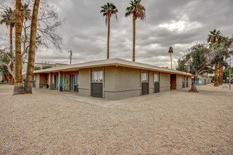 Building Photo - Glenn Isle