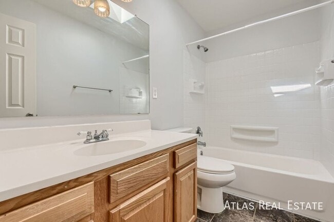 Building Photo - 7105 Gershwin Ct
