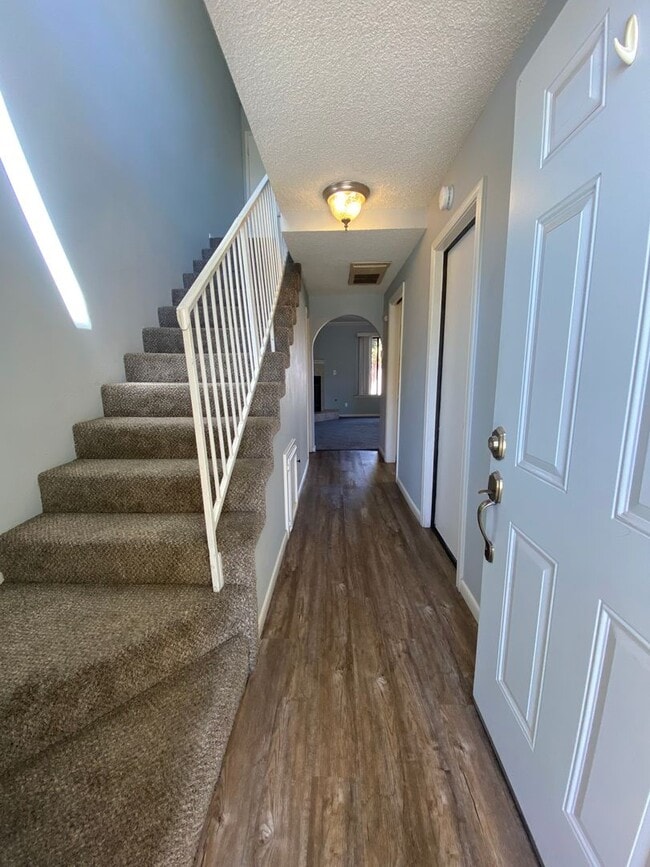Building Photo - Large Centrally Located Two Story Condo wi...
