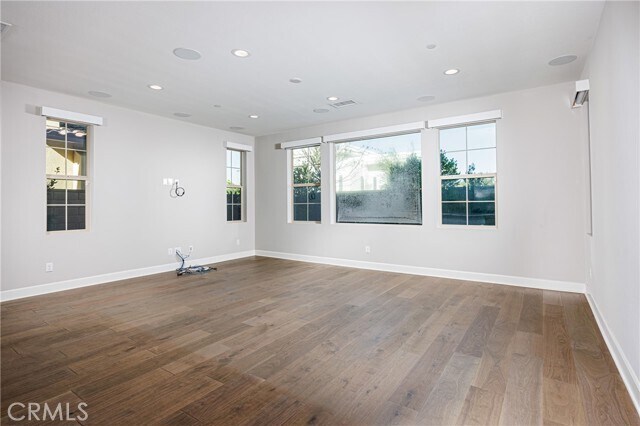 Building Photo - 2017 Picasso