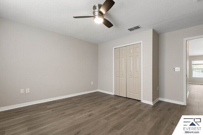 Building Photo - 60 Brigadoon Ln