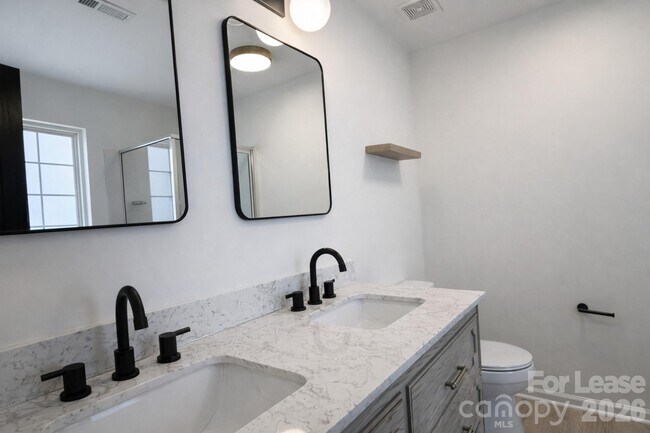 Building Photo - 3707 Silver Ore Ln