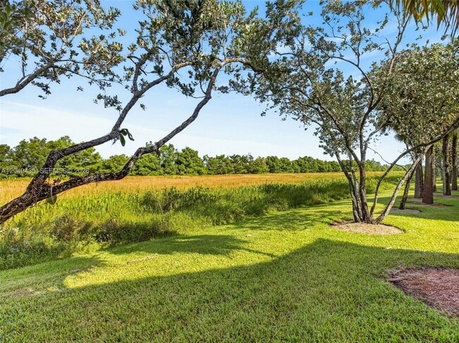 Building Photo - 2475 Cordoba Bend