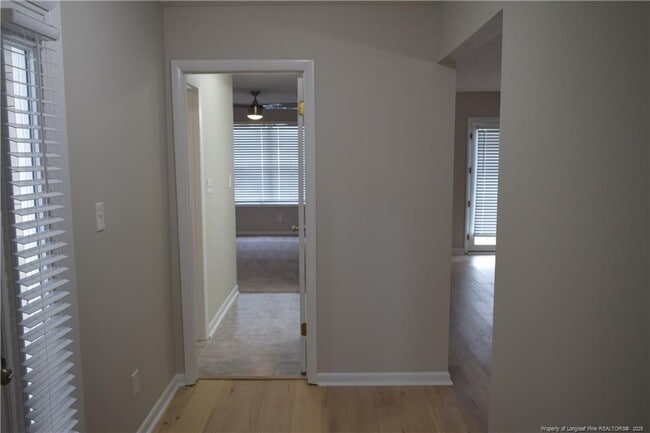 Primary Photo - 668 Bartons Landing Pl