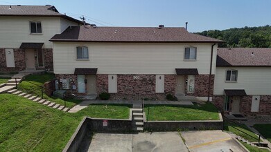 Building Photo - 903 Southwest Blvd