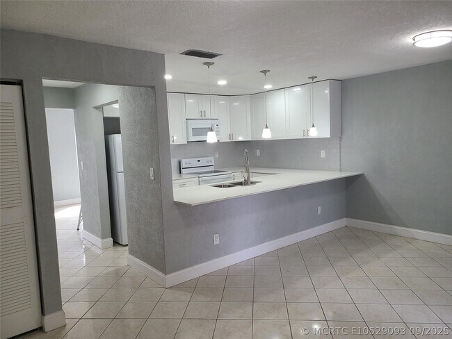 Building Photo - 2775 NW 194th Terrace