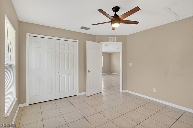 Building Photo - 848 Holmes Ave