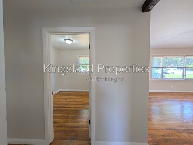 Building Photo - 936 Highmont Dr