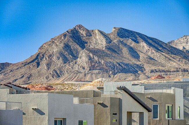 Building Photo - A Brand New 4 Bedroom Home in Summerlin