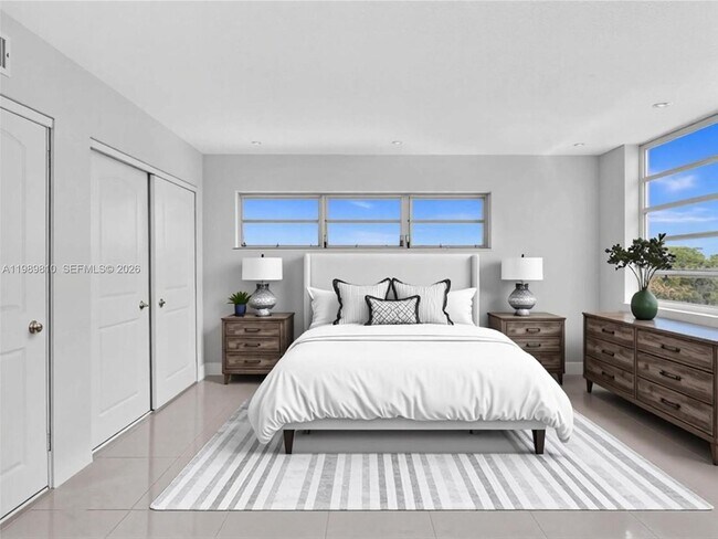 Building Photo - 1770 NE 191st St