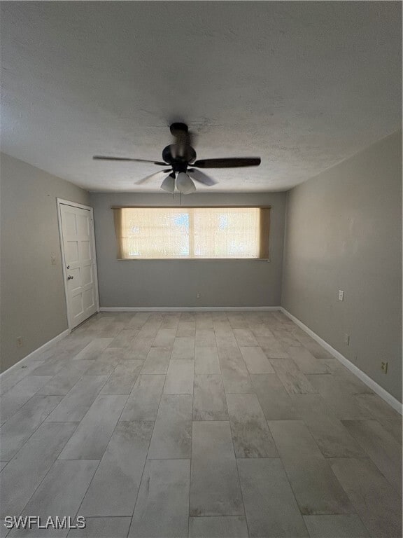 Building Photo - 5101 Manor Ct