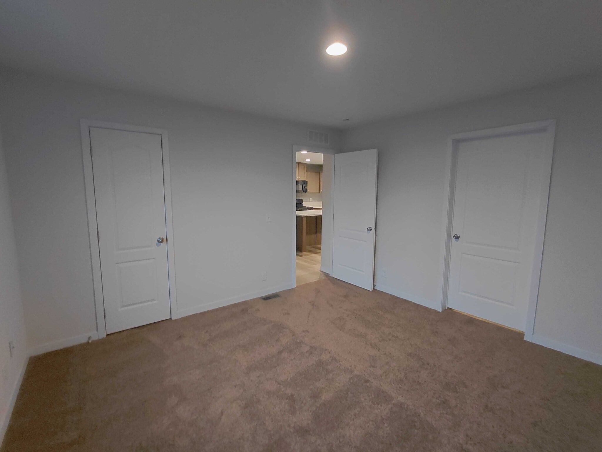 Building Photo - 2014 Gull Ln NW