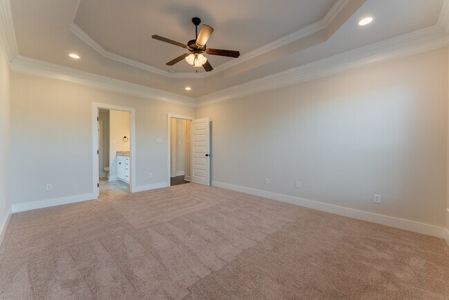 Building Photo - 162 Bowdock Dr.