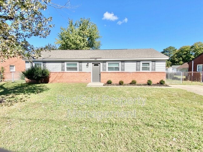 Building Photo - 437 Fox Hill Rd