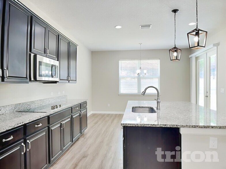 Building Photo - 3525 Chandler Estates Dr