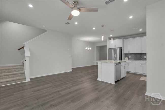 Building Photo - 124 Benelli Dr