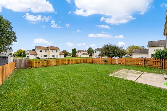 Building Photo - 1477 Stonefield Dr