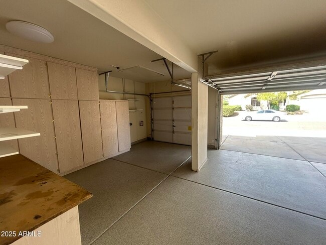 Building Photo - 7215 E Whistling Wind Way