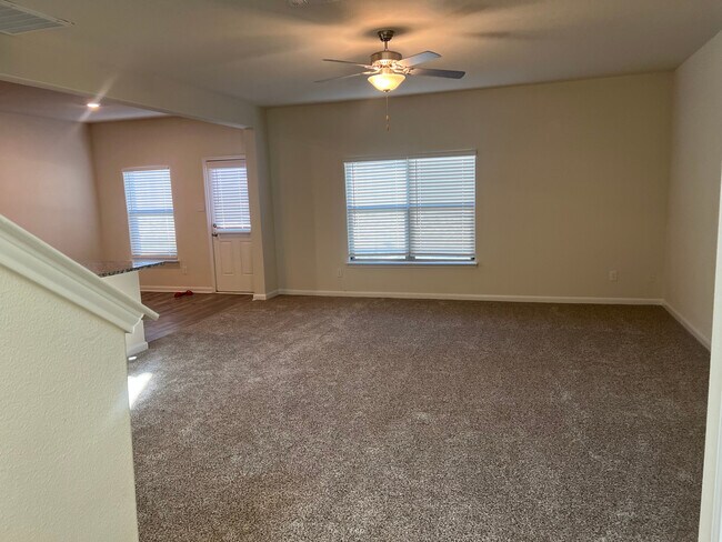 Building Photo - Room in House on Serena Dr