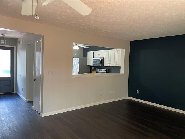 Building Photo - 3578 Kennesaw Station Dr