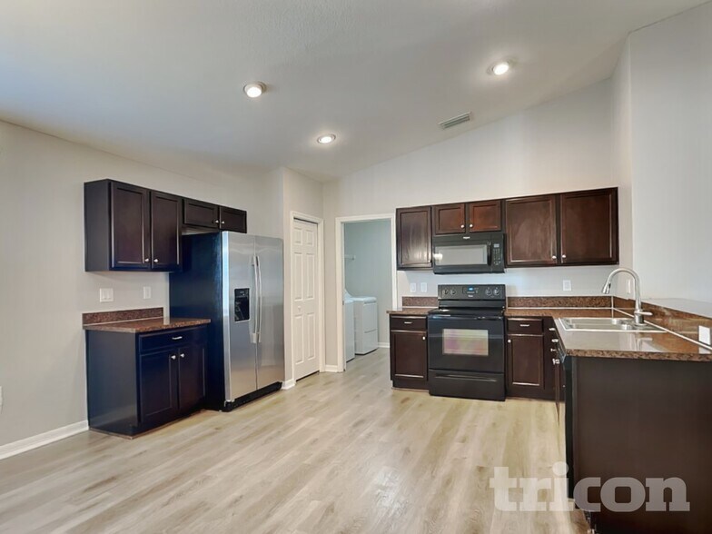 Building Photo - 3311 Mahogany Pointe Loop