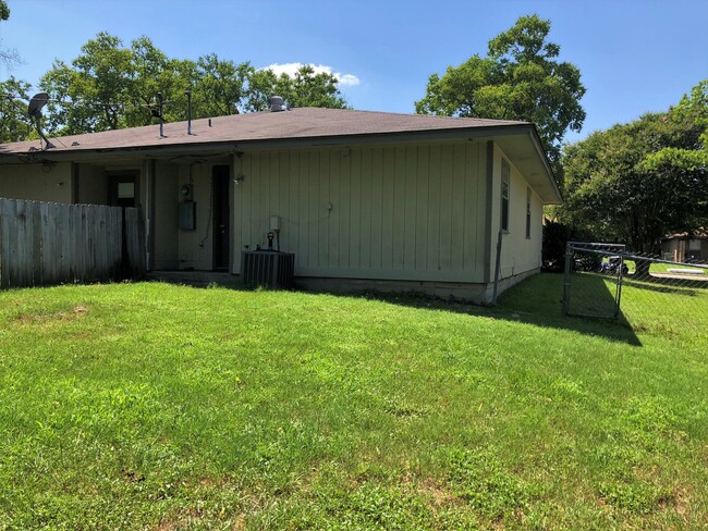 Building Photo - 3602WE
