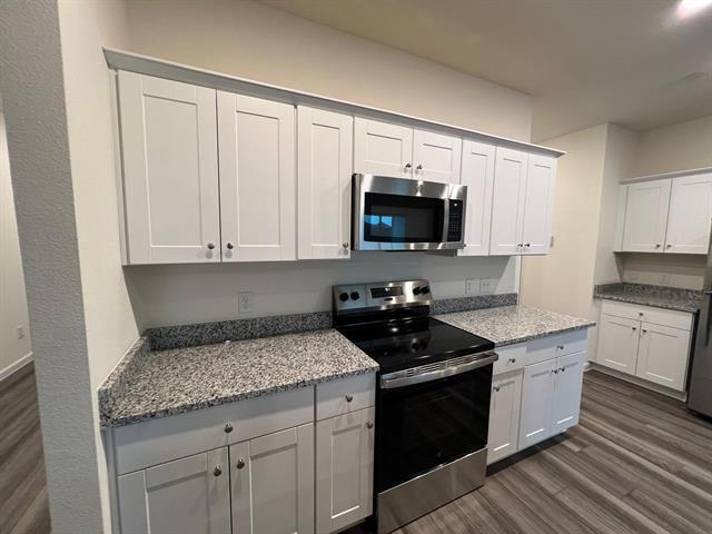 Building Photo - 1324 Lake Apline Trl