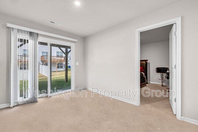 Building Photo - 4013 Singerville Ct