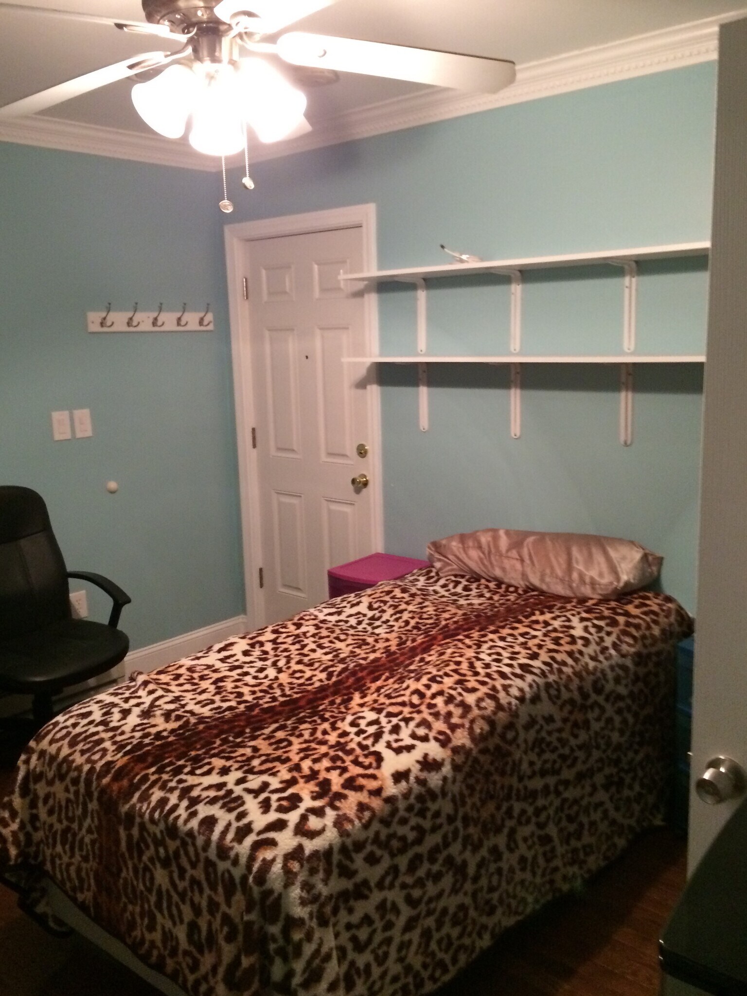 Building Photo - 95 Bynner St