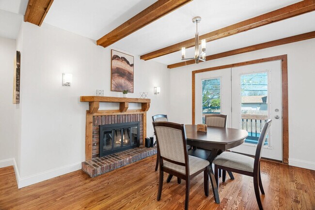 Building Photo - 5382 Kings Park Dr