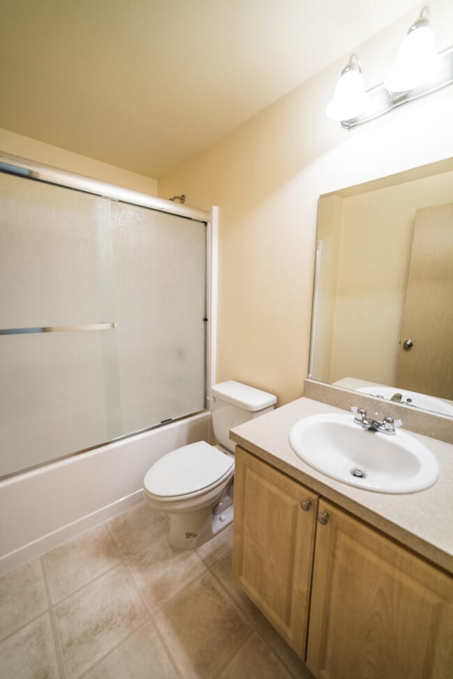 Building Photo - Newer 3 Bedroom Home for Rent