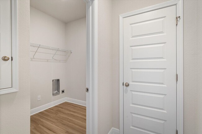 Building Photo - NEW CONSTRUCTION 4/2 IN FAIRHOPE FALLS