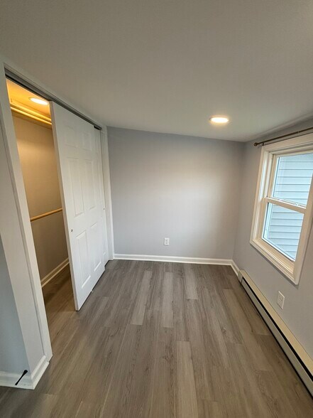 Building Photo - 77 Highland Ave