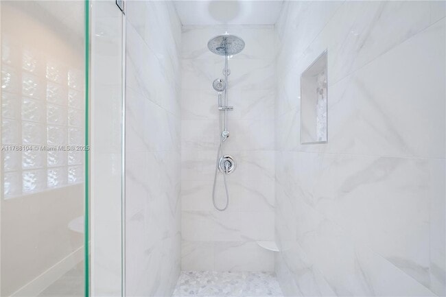 Building Photo - 9818 SW 111th Terrace