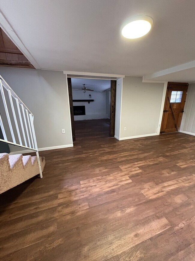 Building Photo - 3 bedroom 3 bath in Spartanburg!!