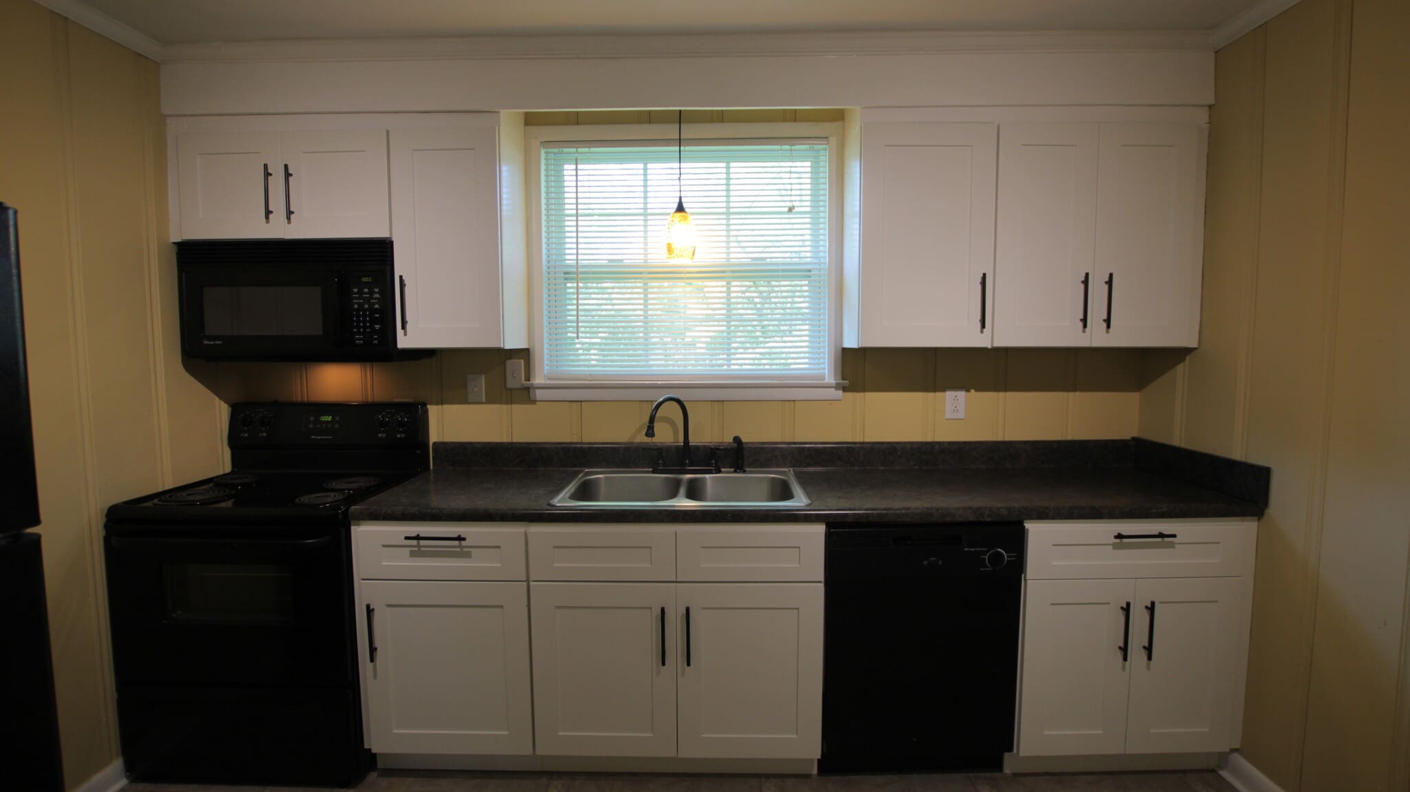 Kitchen - 2425 Chapel Avenue