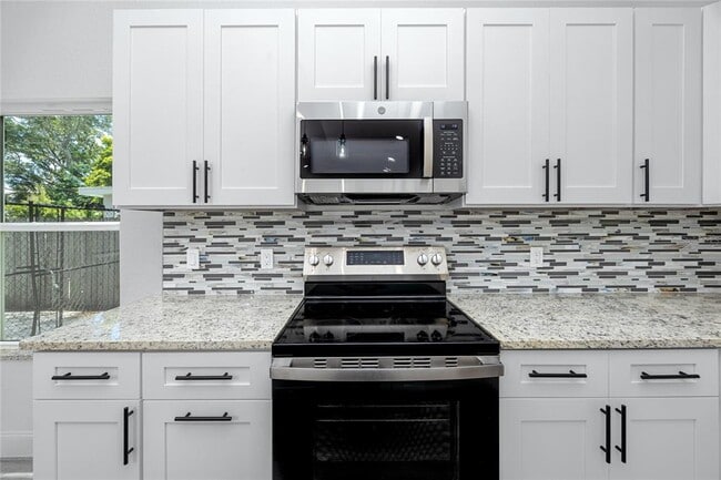 Building Photo - 2859 38th Ave N