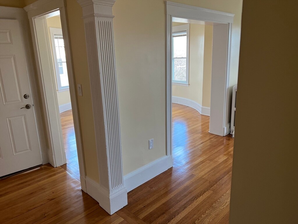 Building Photo - 5 Dawes Ter