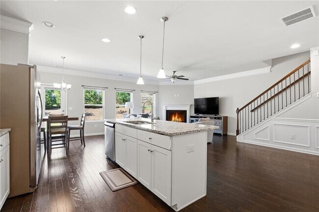 Building Photo - 2639 Bloom Cir
