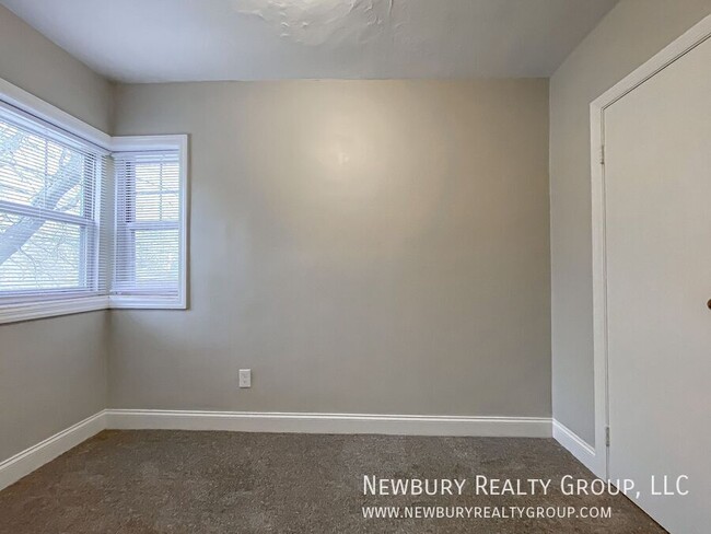 Building Photo - Welcome to WestWood Apartments: Your 2 Bed...